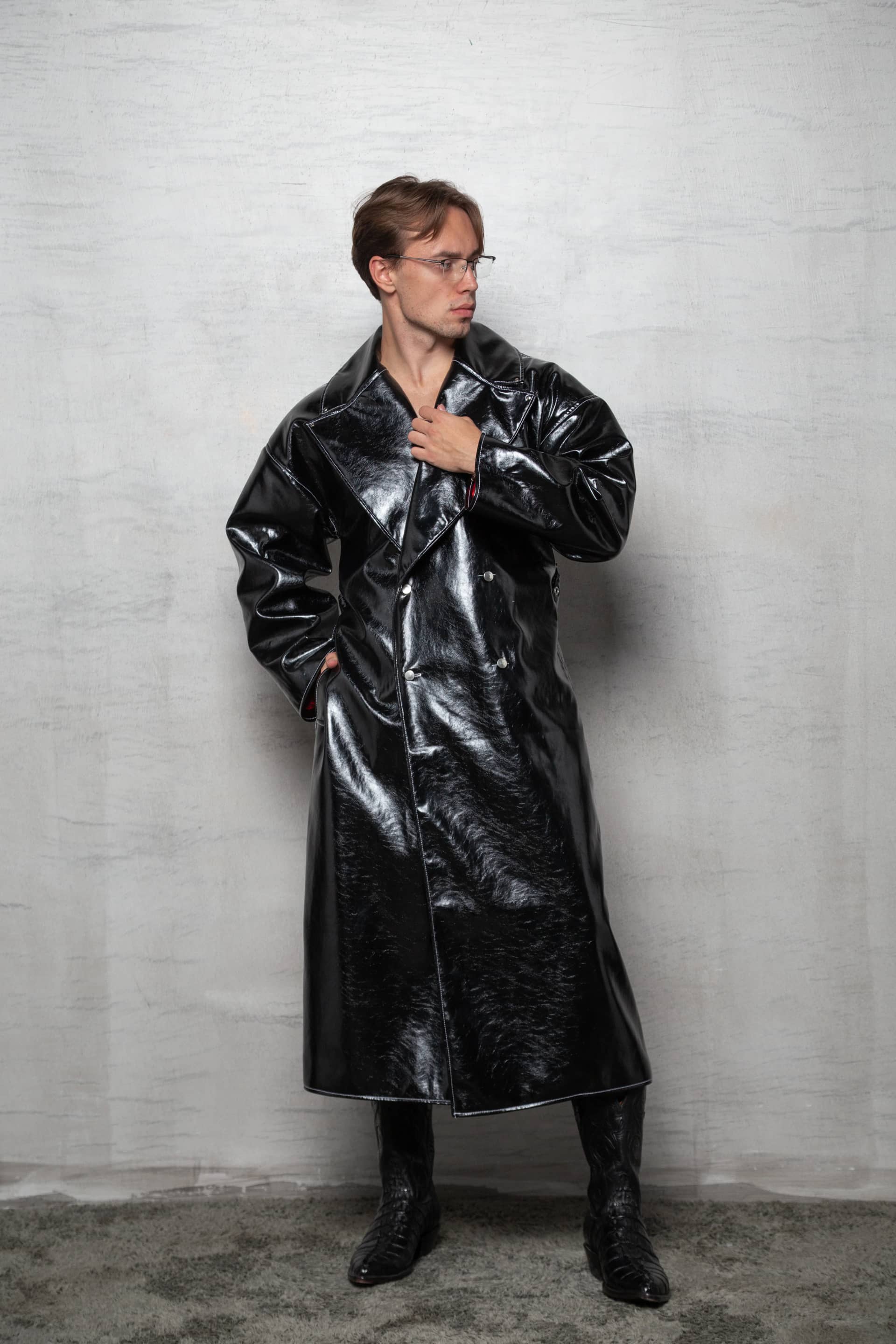 ПЛАЩ З ЕКО-ШКІРИ ОВЕРСАЙЗ