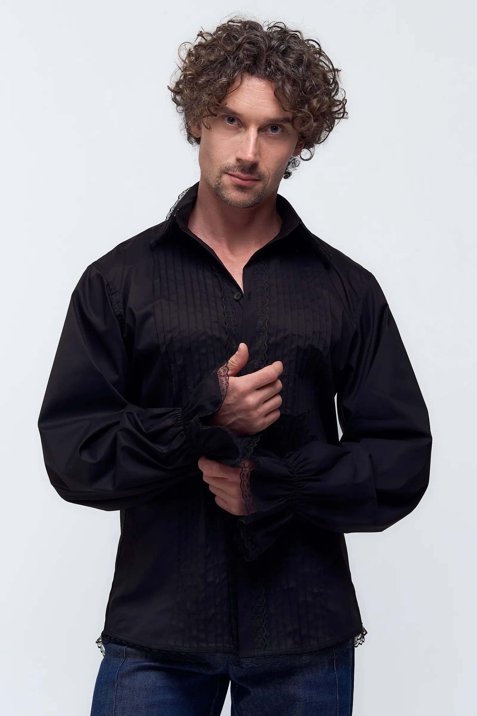 RENAISSANCE BLACK SHIRT