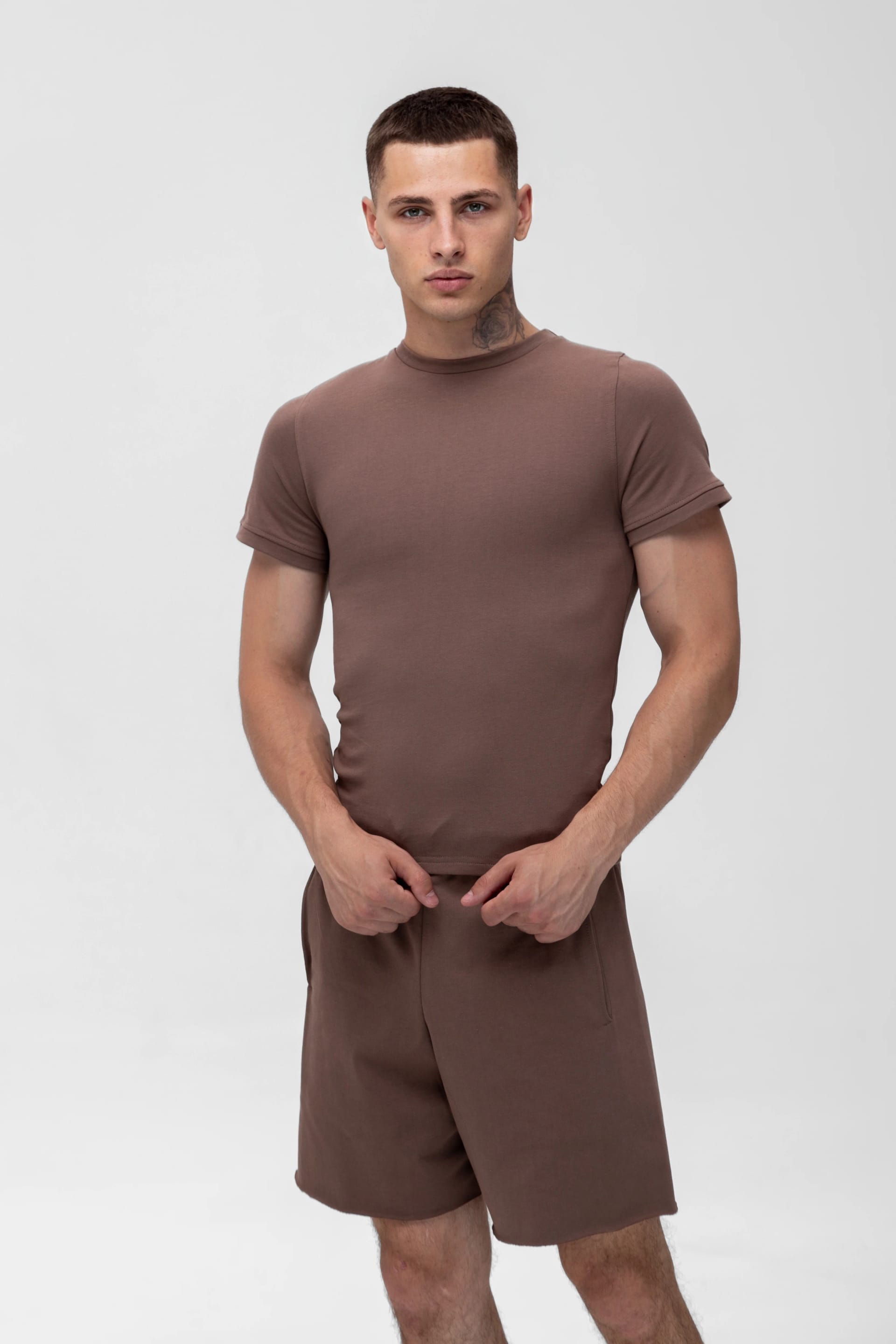 БАЗОВА ФУТБОЛКА