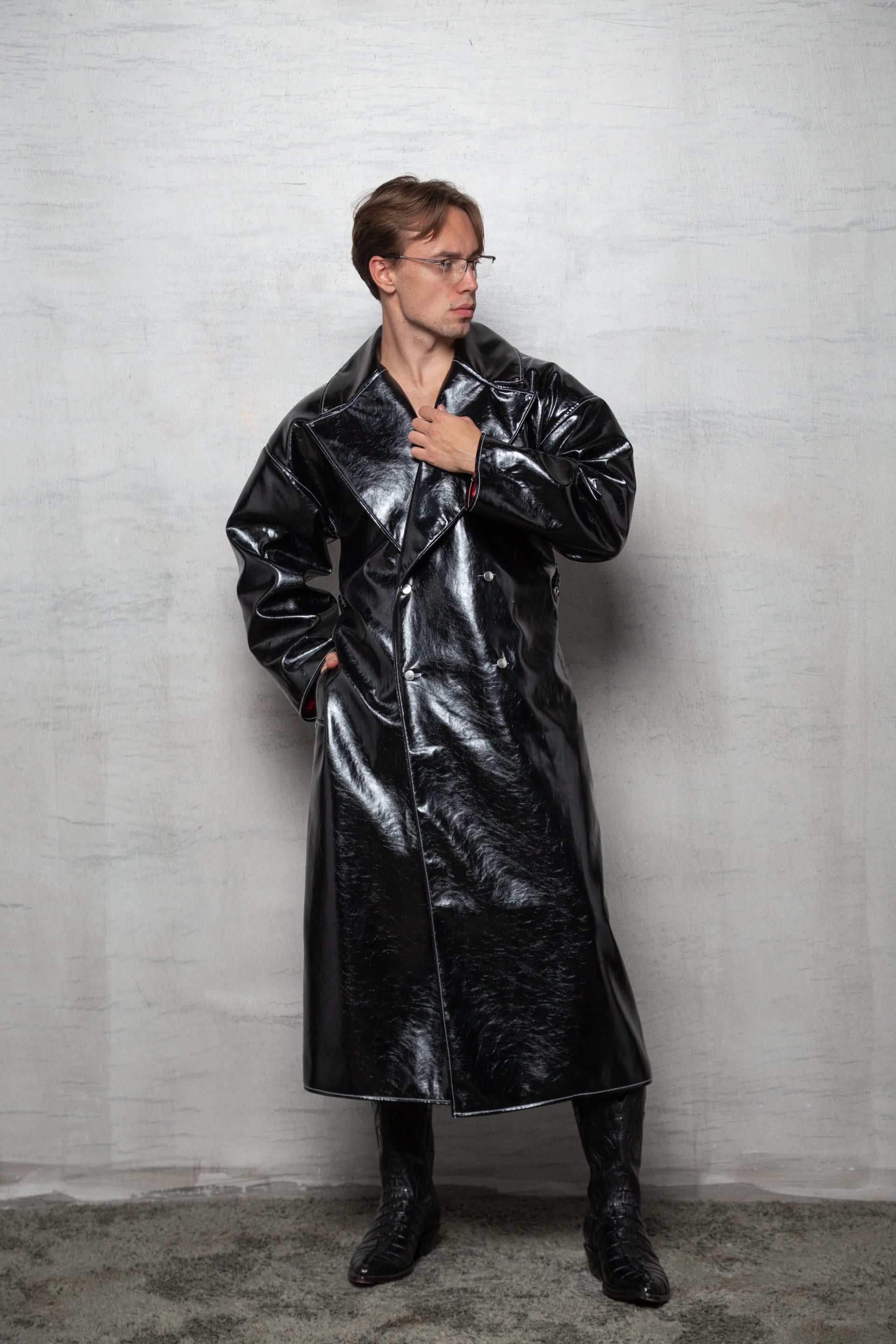 ПЛАЩ З ЕКО-ШКІРИ ОВЕРСАЙЗ